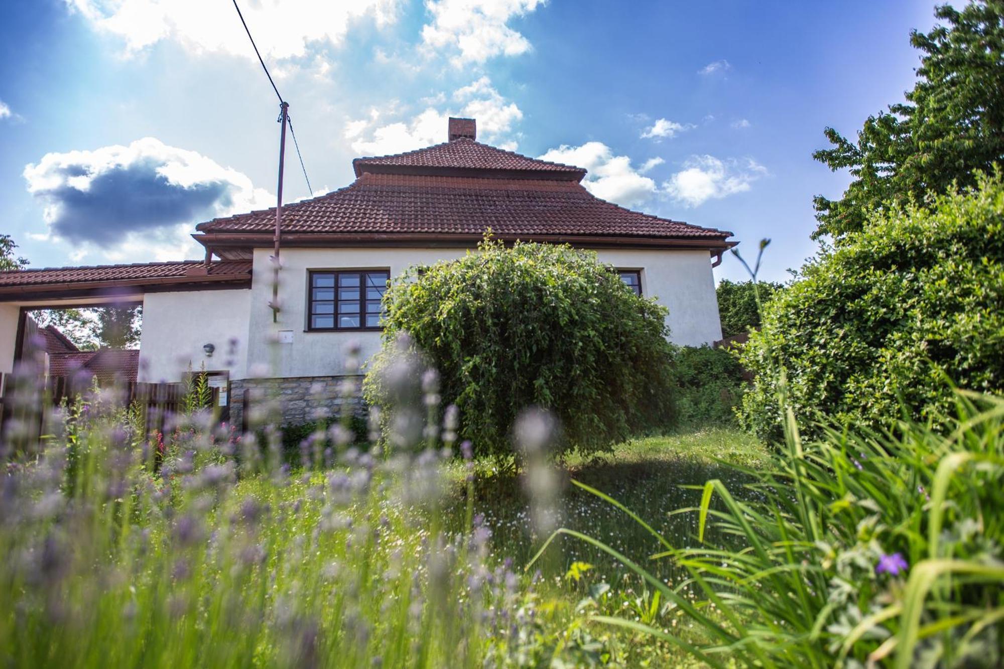 Hajenka Strakov Hotel Litomysl Exterior photo